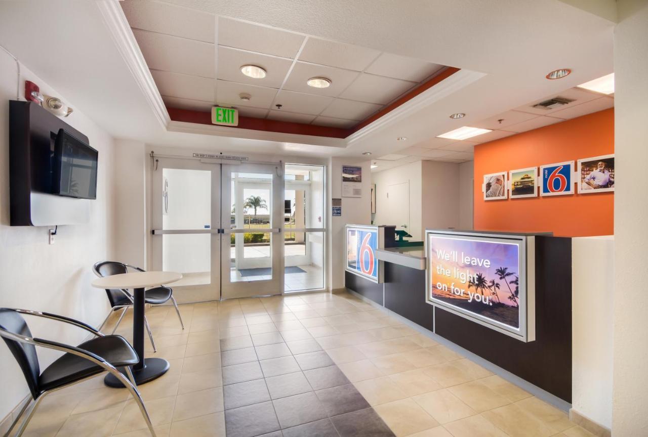 Motel 6-Lemoore, Ca Dış mekan fotoğraf